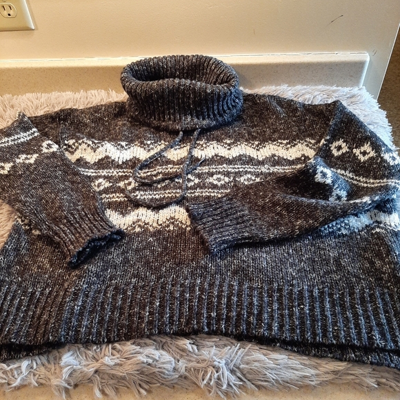 Forever 21 collar sweater cropped Size large - Picture 3 of 12